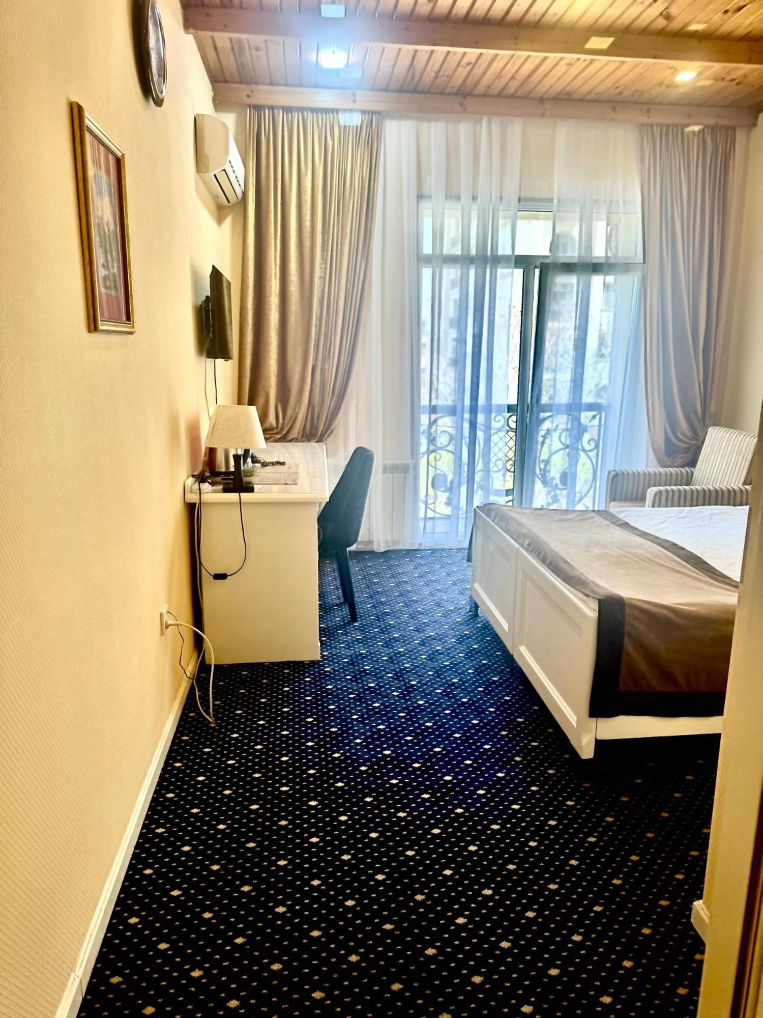 East Legend Hotel 바쿠 외부 사진