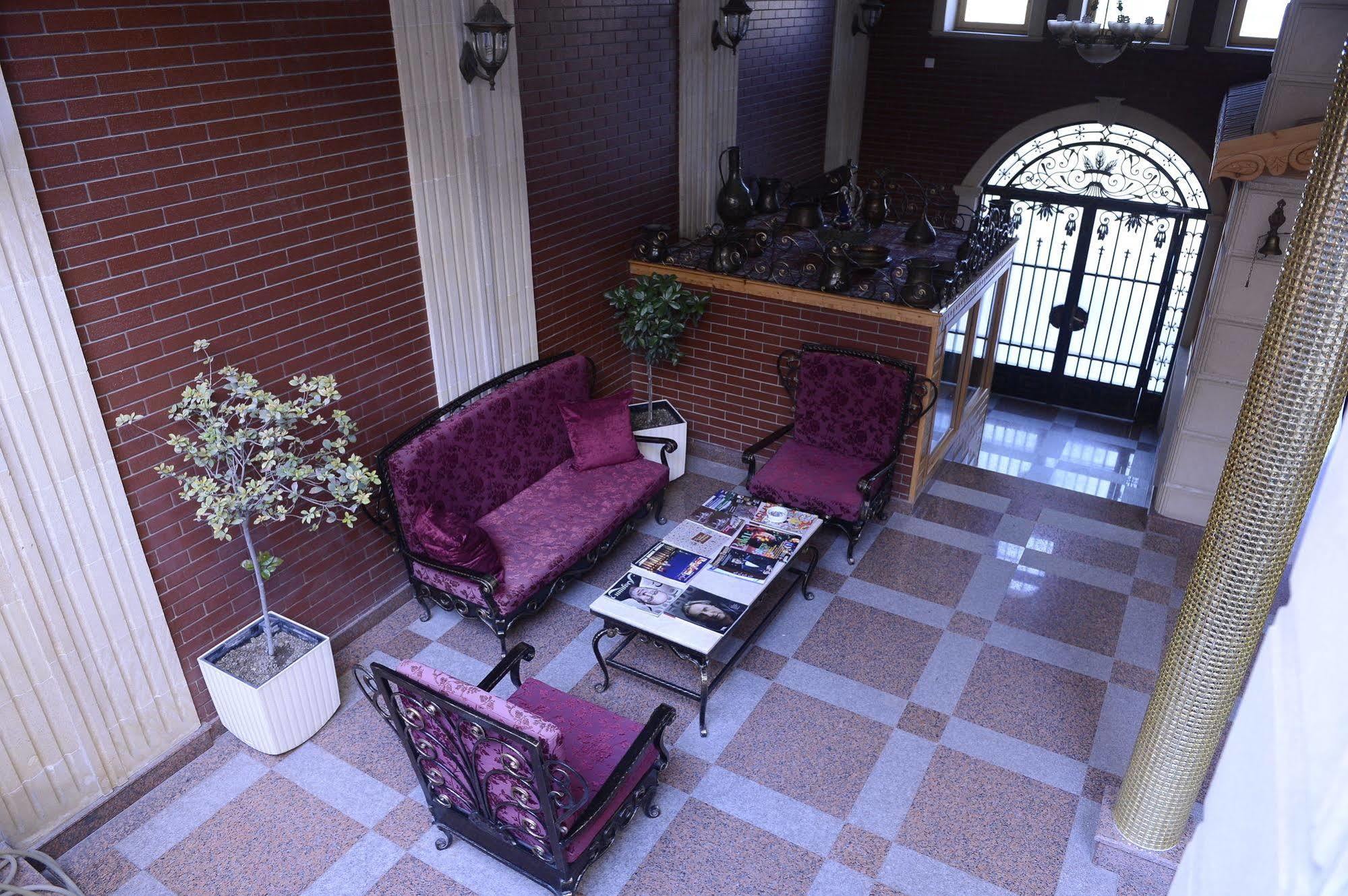 East Legend Hotel 바쿠 외부 사진